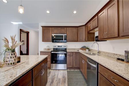 1806 Dorret Road, Eau Claire, Wisconsin 54703, États-Unis