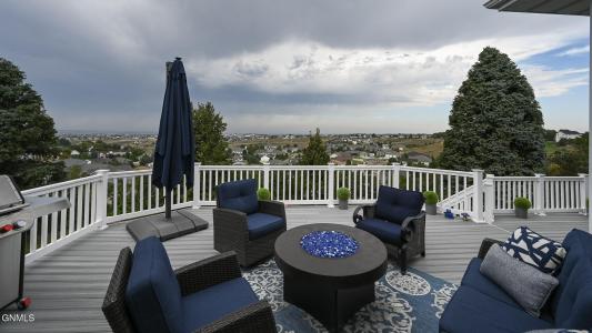 700 Aspen Avenue, Bismarck, Dakota Do Norte 58503, Estados Unidos