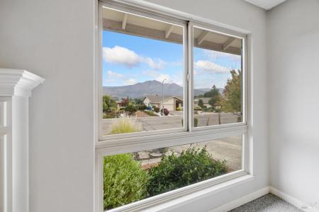 7256 Oakmont Dr, Santa Rosa, 加利福尼亚州 95409, 美国