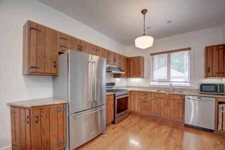 916 E Home Avenue, Hobart, 印第安纳州 46342, 美国