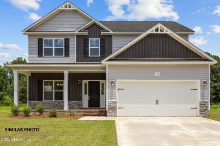 417 Windermere Road, Hubert, North Carolina 28539