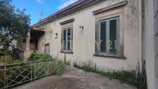 Viale Regina Margherita, Messina, Sicilia 98100, Italy