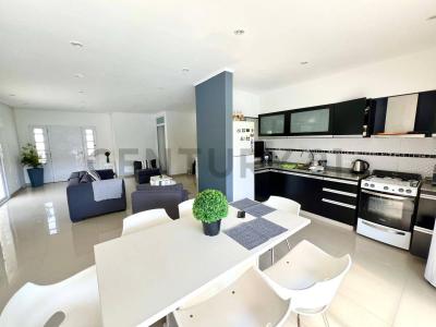 Chazarreta 1130, General Rodríguez, GBA Oeste 1748, Argentinien