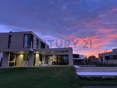 Country Lomas de City Bell S/N, La Plata, GBA Sur 00001, Argentina