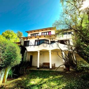 Av. Juana Azurduy, Zona Tucsupaya , Sucre, Chuquisaca 00001, Bolivia