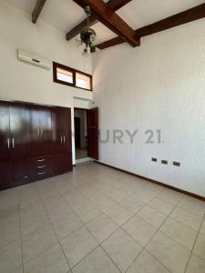 Equipetrol, Santa Cruz 00001, Bolivia