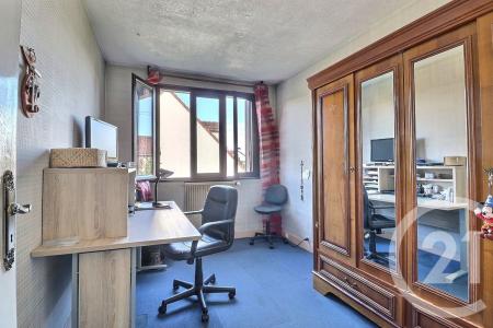 Tremblay En France, イル＝ド＝フランス 93290, アキタン