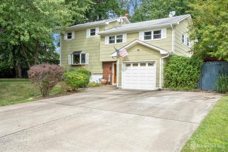 -17 David Drive, North Brunswick, ニュージャージー 08902, アメリカ合衆国