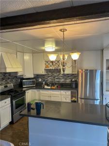 13060 2nd Street #109, Yucaipa, California 92399, Estados Unidos