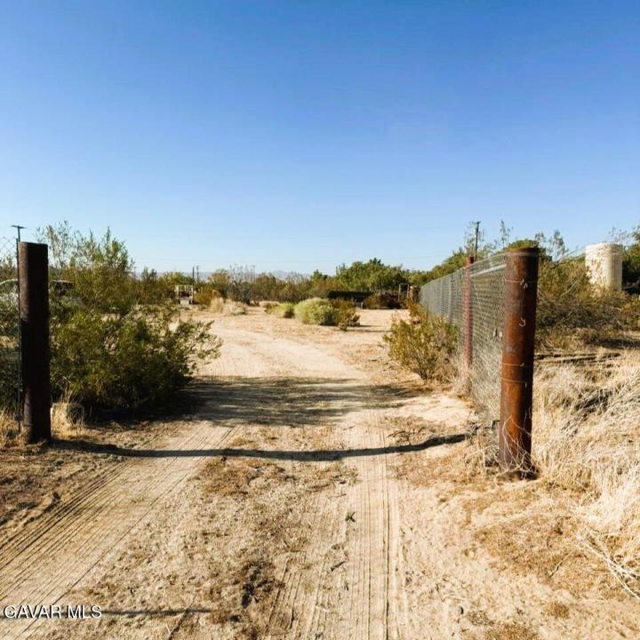 61 Joshua Lane, Mojave, Калифорния 93501, Соединенные Штаты