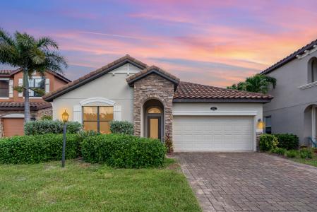 454 Point Lobos Drive, Satellite Beach, Florida 32937, USA