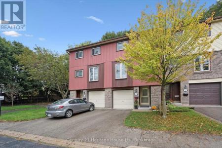 2 WORTON AVENUE, Guelph (willow West/sugarbush/west Acres), أونتاريو N1H 7C5, كندا 