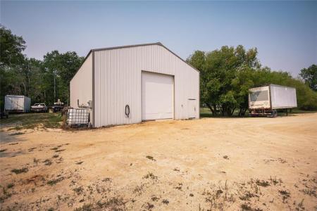 19146 ST. JOSEPH 56 N ROAD, Winnipeg, Манитоба R5T 0C1, Канада