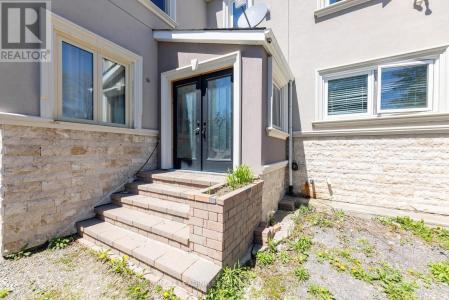 13286 DUFFERIN STREET, King (king City), Ontario L7B 1K5, Canada