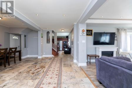 13286 DUFFERIN STREET, King (king City), Ontario L7B 1K5, Canada