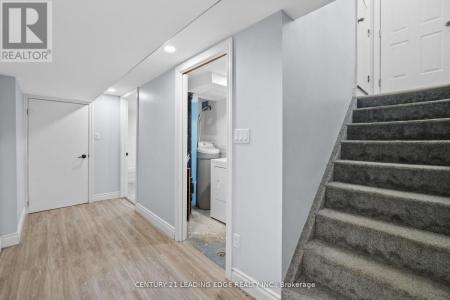 427 KRUG STREET, Kitchener, Ontario N2B 1K9, Canada