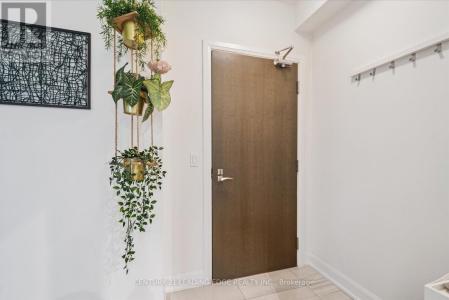 2910 HIGHWAY 7 ROAD WEST, Vaughan (concord), Ontario L4K 0H8, Canadá