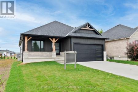 21 HAMILTON STREET, North Middlesex (ailsa Craig), 安大略省 N0M 1A0, 加拿大