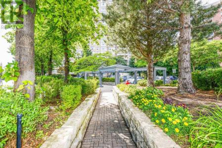 30 MALTA AVENUE, Brampton (fletcher's Creek South), Ontario L6Y 4S5, Canada