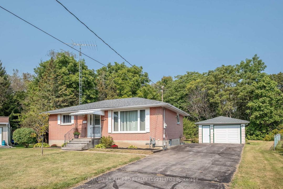 224 NICKERSON DRIVE, Cobourg, Ontario K9A 1A5, Canada