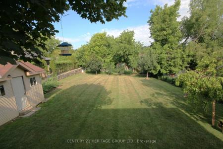 306 SIMCOE ROAD, Bradford West Gwillimbury, אונטריו L3Z 1Y9, קנדה