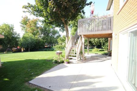 306 SIMCOE ROAD, Bradford West Gwillimbury, אונטריו L3Z 1Y9, קנדה