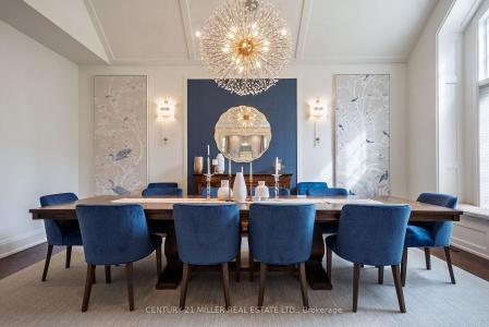 209 DONESSLE DRIVE, Oakville, Ontario L6J 3Y7, Canada