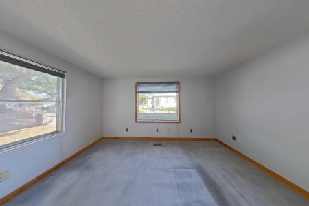 225 15 STREET N, Lethbridge, Alberta T1H 2X5, Canada