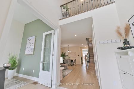 34 WATERSHED GATE, East Gwillimbury, Ontario L9N 0Y6, Canada