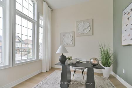 34 WATERSHED GATE, East Gwillimbury, Ontario L9N 0Y6, Canada