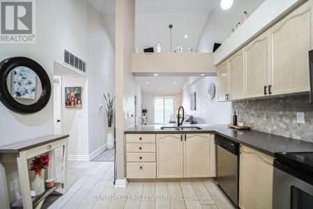 85 BRISTOL ROAD EAST, Mississauga (hurontario), Ontario L4Z 3P3, Canada