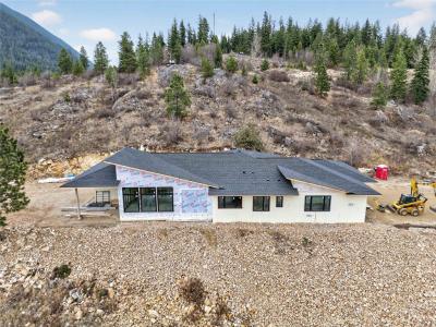 4 KAULT HILL ROAD, Tappen, British Columbia V0E 2X0, Canada