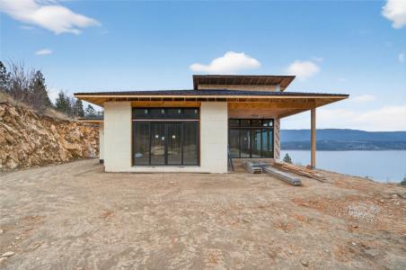 4 KAULT HILL ROAD, Tappen, Colombie-Britannique V0E 2X0, Canada