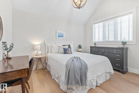 1020 GENESIS LAKE BOULEVARD, Stony Plain, 阿爾伯塔 T7Z 0G3, 加拿大