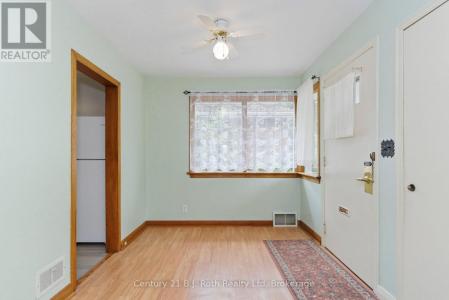 639 YONGE STREET, Midland, Ontario L4R 2E1, Canadá