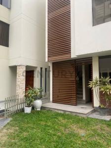 av. el polo , Lima, Lima 00001, Peru