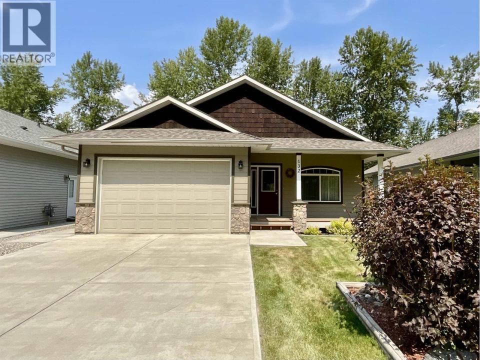 1702 DYKE ROAD, Quesnel, British Columbia V2J 6A4, Canada