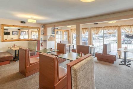 5 Rue Ste-Anne, Sainte-Agathe-des-Monts, Quebec J8C 2L2, Canada