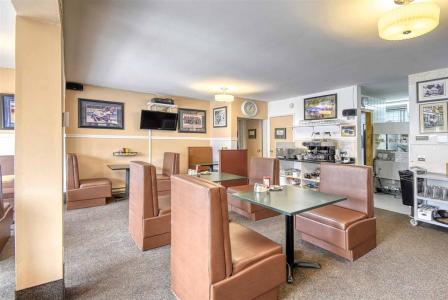 5 Rue Ste-Anne, Sainte-Agathe-des-Monts, Quebec J8C 2L2, Canada