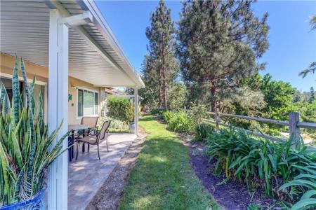 3270-B San Amadeo, Laguna Woods, California 92637, Stati Uniti