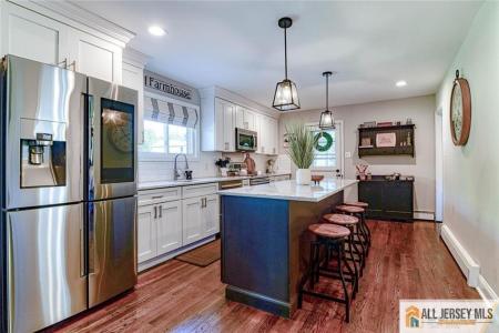 -230 Sunnymead Road, Hillsborough, New Jersey 08844, Stati Uniti