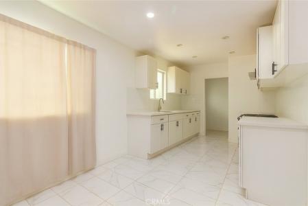 8539 N Corbin, Winnetka, California 91306, HOA KỲ