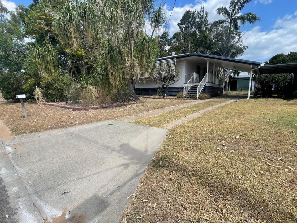 15 Mackenzie Drive, Moranbah, QLD 4744, Australia