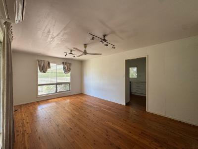 15 Mackenzie Drive, Moranbah, QLD 4744, Australia