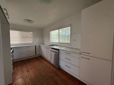 15 Mackenzie Drive, Moranbah, QLD 4744, Australia