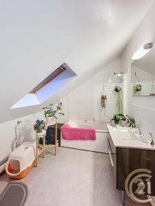 Deville Les Rouen, Haute-Normandie 76250, França