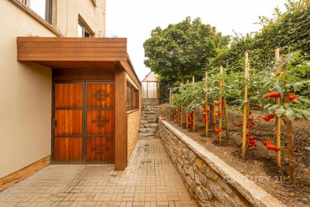 Na Vršku, Dolní Břežany, Praha-západ 25241, Czech Republic