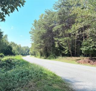 1491 Landrum Road, Columbus, Carolina Do Norte 28722, Estados Unidos