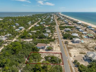 757 W Gulf Beach Dr., St. George Island, フロリダ 32328, アメリカ合衆国