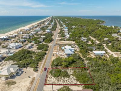 757 W Gulf Beach Dr., St. George Island, フロリダ 32328, アメリカ合衆国